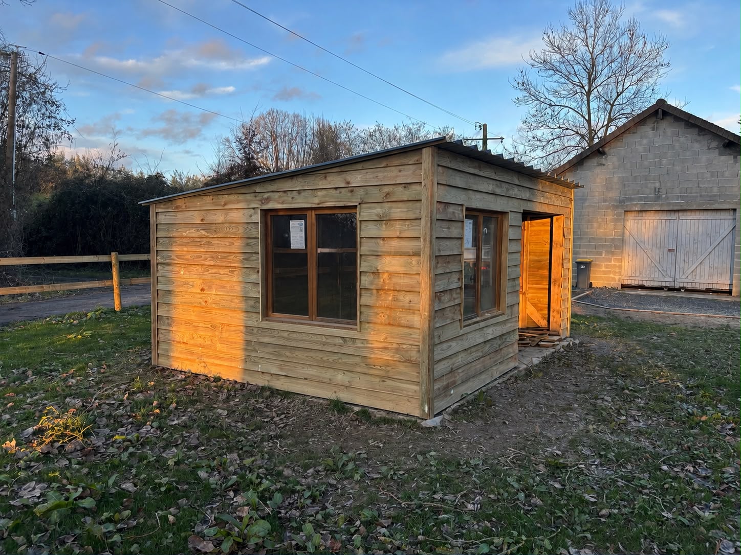 Abri de jardin en bois construit sur mesure